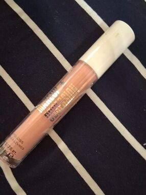 Makeup Obsession Lip Gloss - Resolute